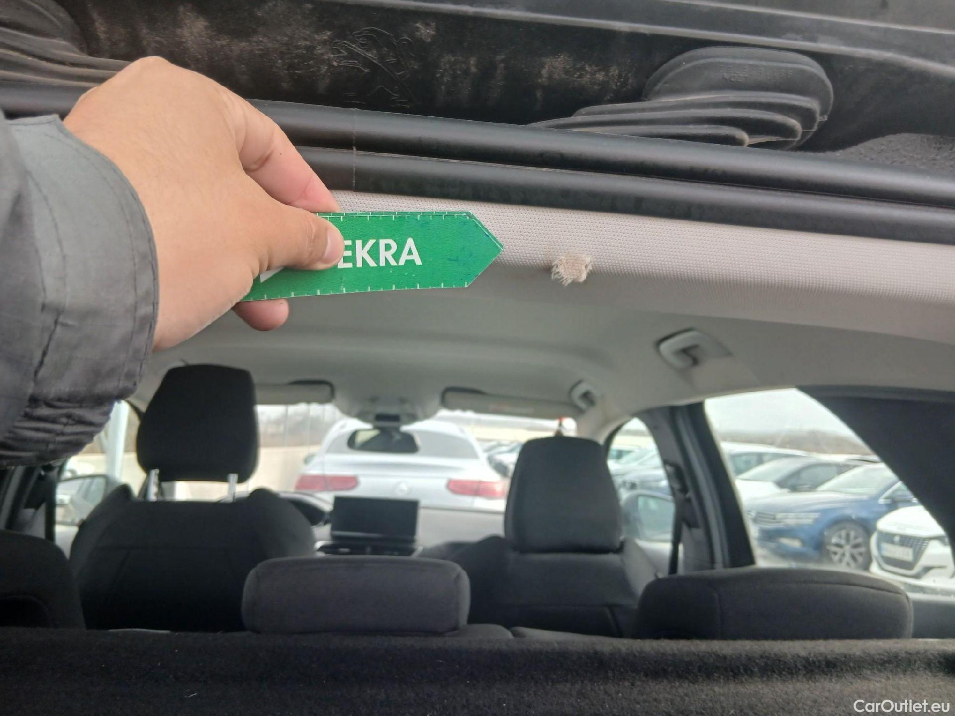  Peugeot  3008 PEUGEOT  / 2020 / 5P / todoterreno 1.5 BlueHDi 96kW (130CV) S&S Active Pack (AC3) #4