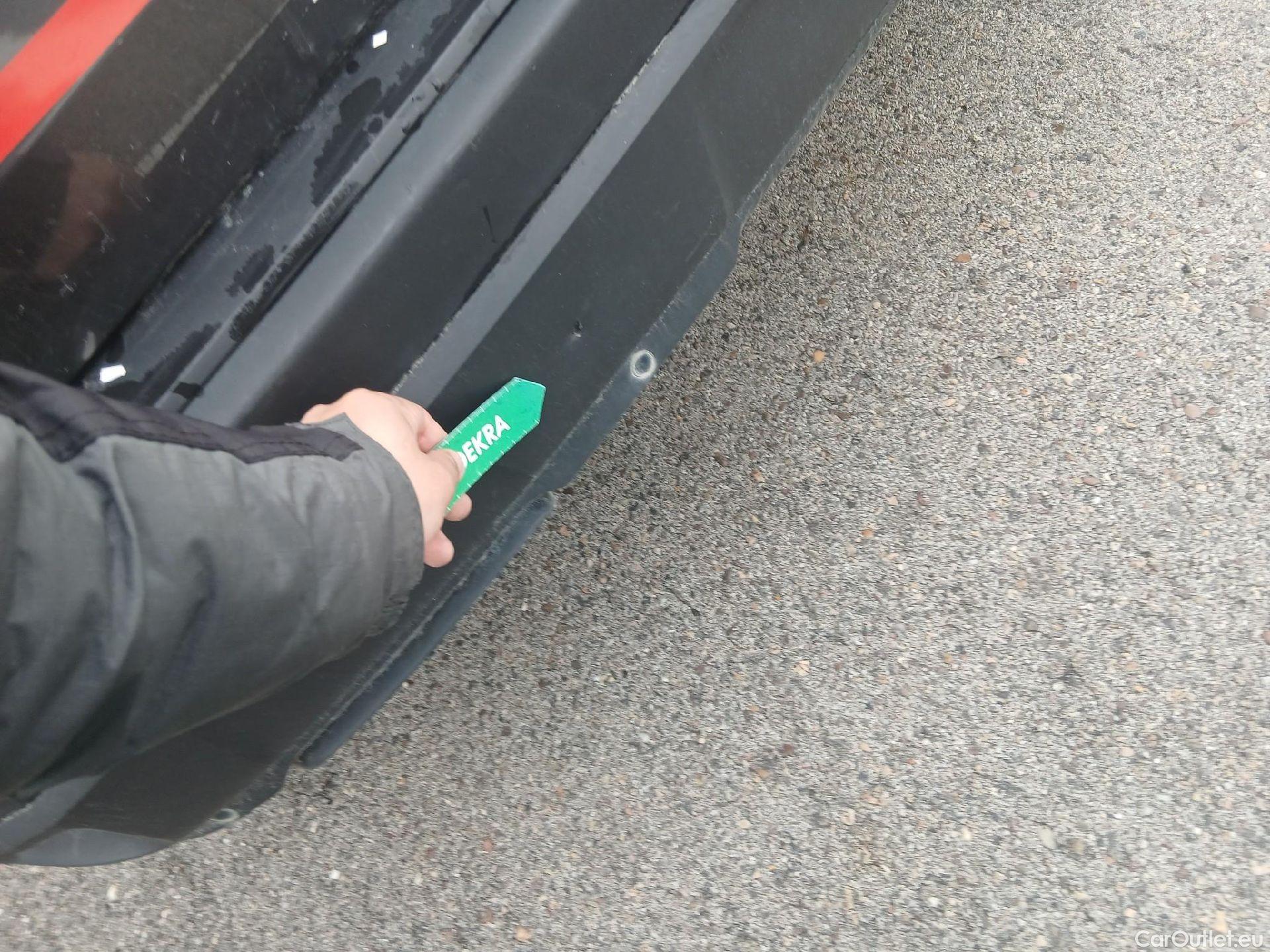  Peugeot  3008 PEUGEOT  / 2020 / 5P / todoterreno 1.5 BlueHDi 96kW (130CV) S&S Active Pack (AC3) #33