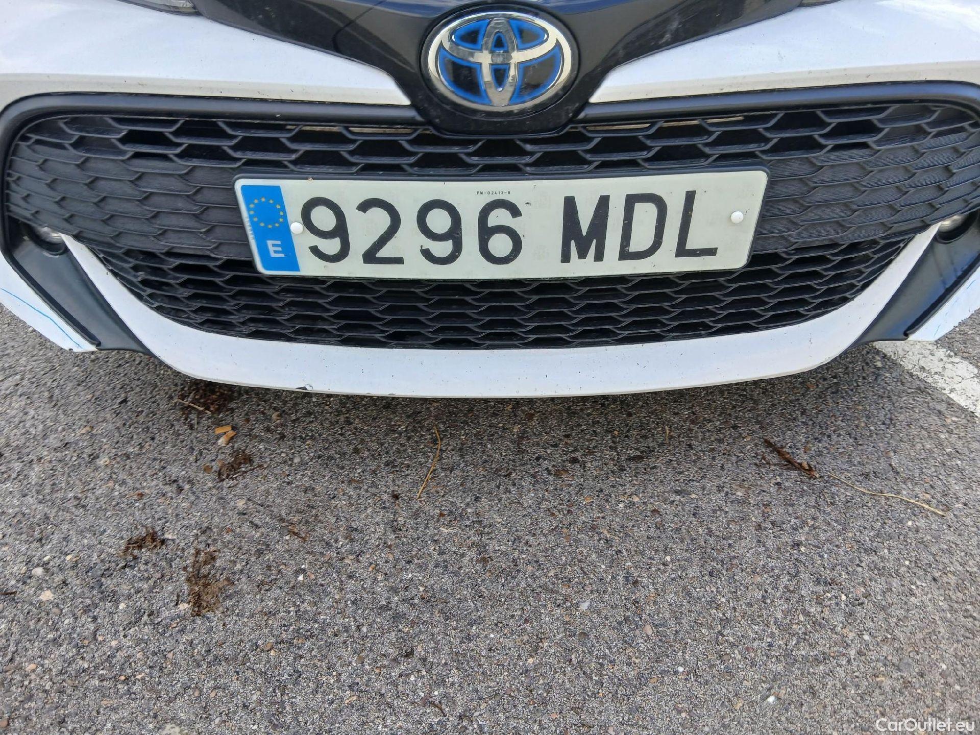  Toyota  Corolla TOYOTA  / 2019 / 5P / familiar 1.8 125H BUSINESS E-CVT TOU SPORT #6