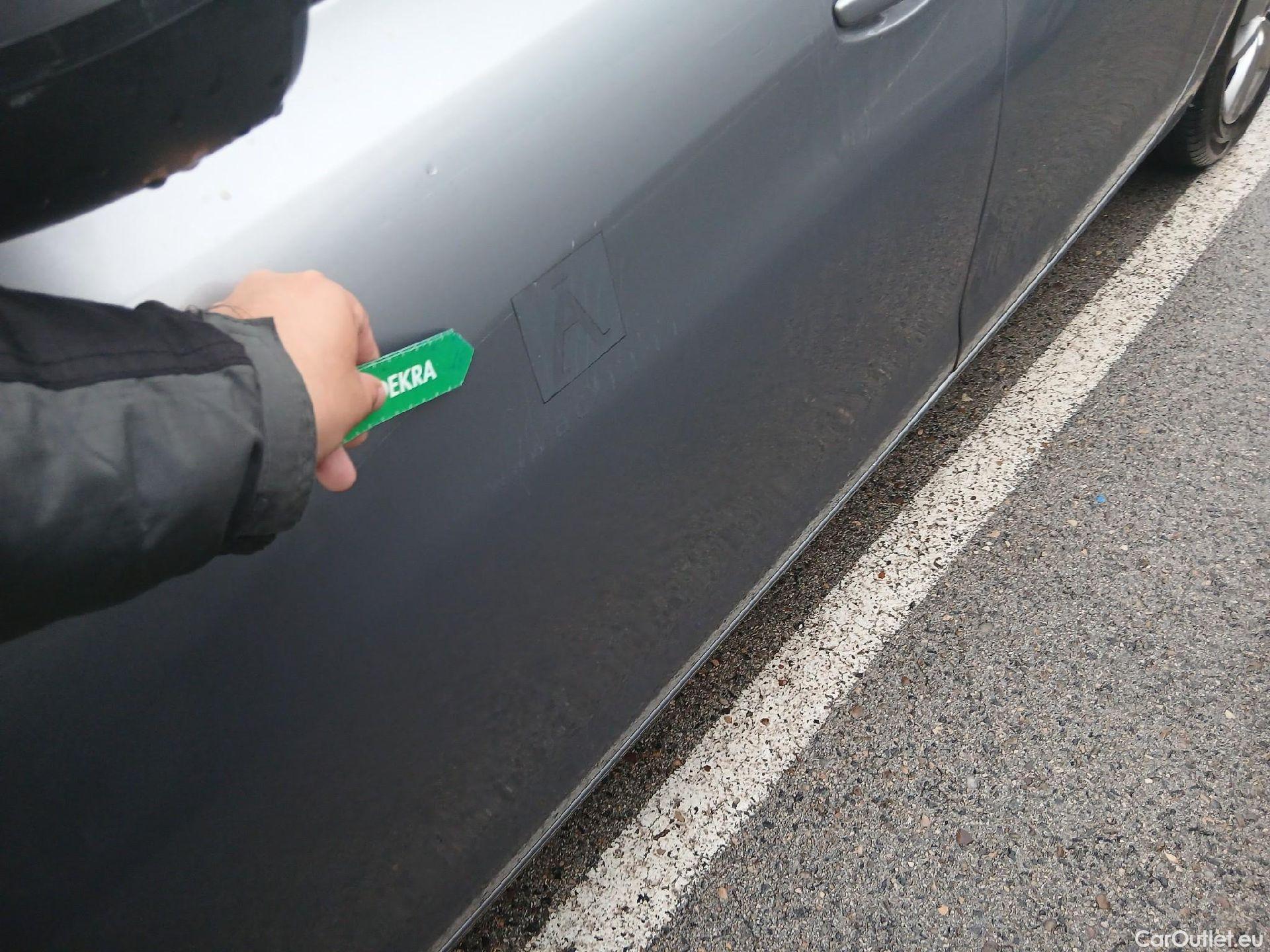  Peugeot  308 PEUGEOT  5P 2G FAMILIAR SW Business Line BlueHDi 73KW (100CV) #11