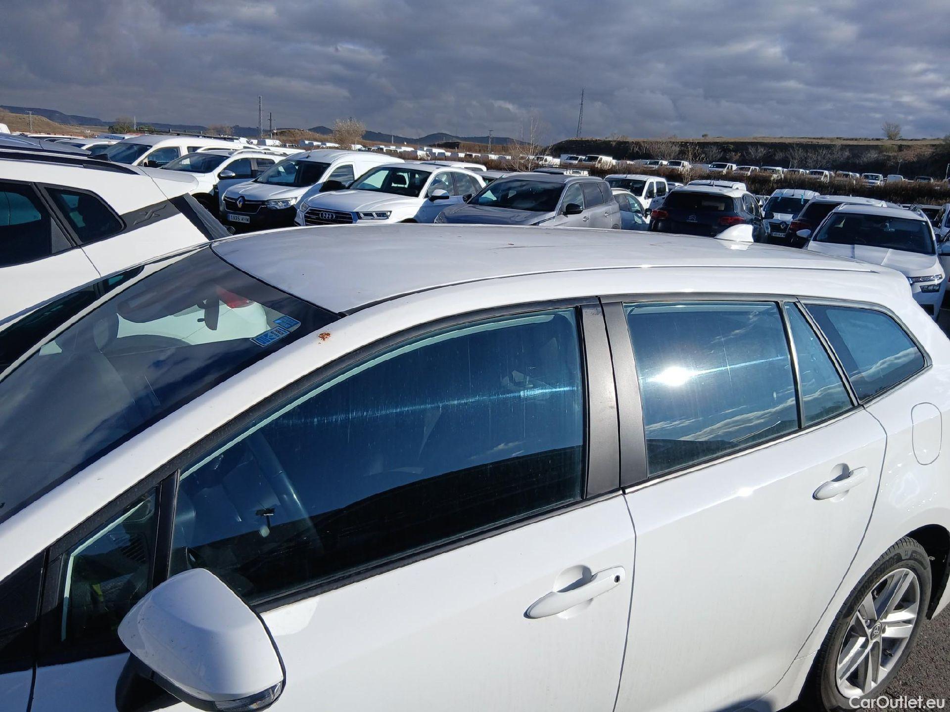  Toyota  Corolla TOYOTA  / 2019 / 5P / familiar 1.8 125H BUSINESS E-CVT TOU SPORT #12