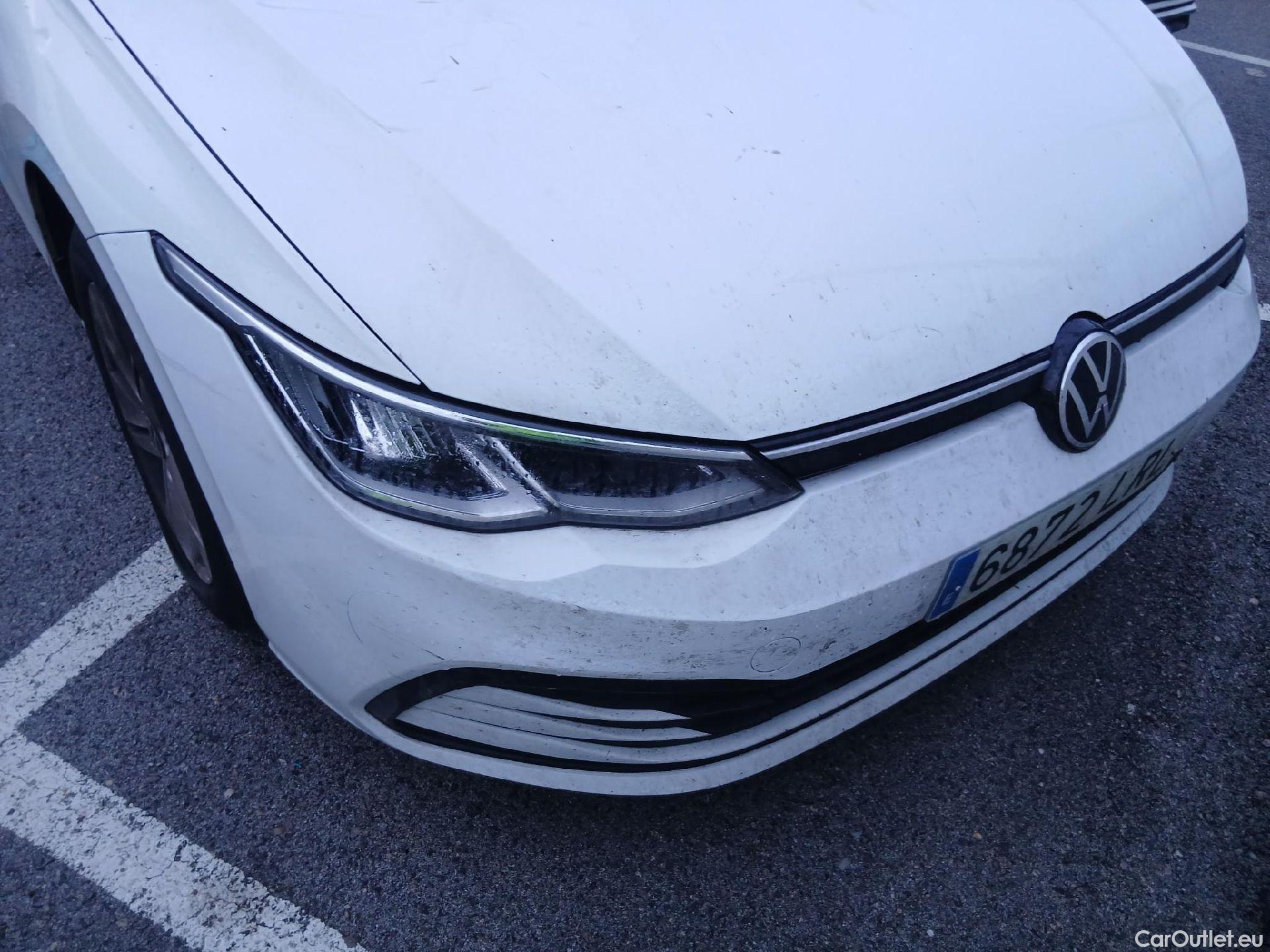  Volkswagen  Golf  VOLKSWAGEN / 2020 / 5P / berlina con portón Life 2.0 TDI 85kW (115CV) #10