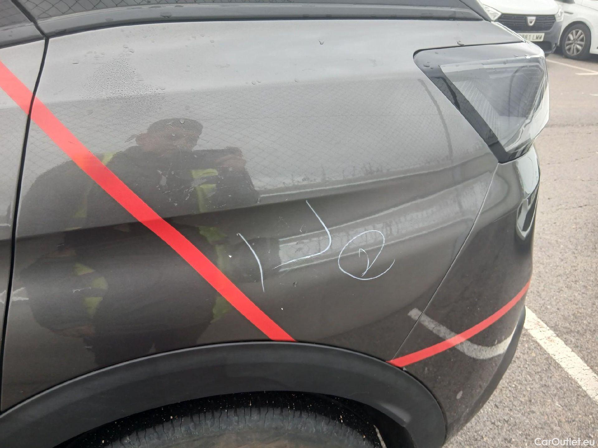  Peugeot  3008 PEUGEOT  / 2020 / 5P / todoterreno 1.5 BlueHDi 96kW (130CV) S&S Active Pack (AC3) #28