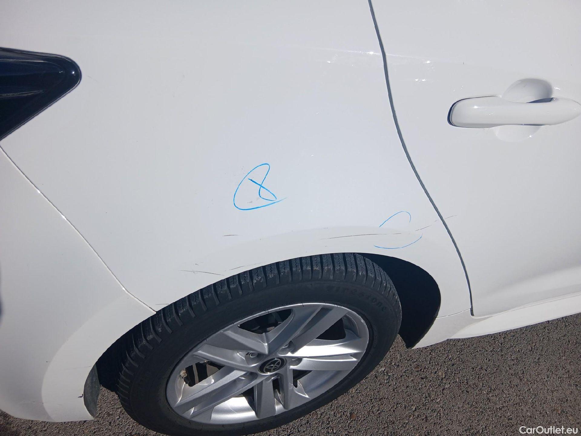  Toyota  Corolla TOYOTA  1.8 125H ACTIVE TECH E-CVT #31