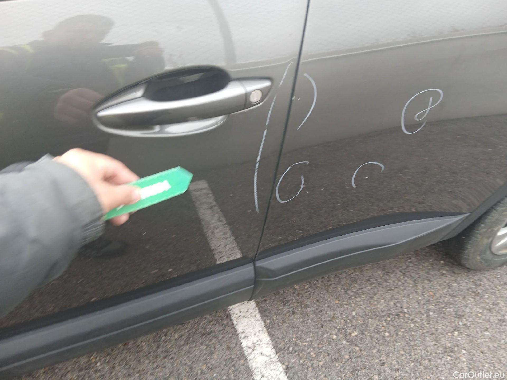  Peugeot  3008 PEUGEOT  / 2020 / 5P / todoterreno 1.5 BlueHDi 96kW (130CV) S&S Active Pack (AC3) #23