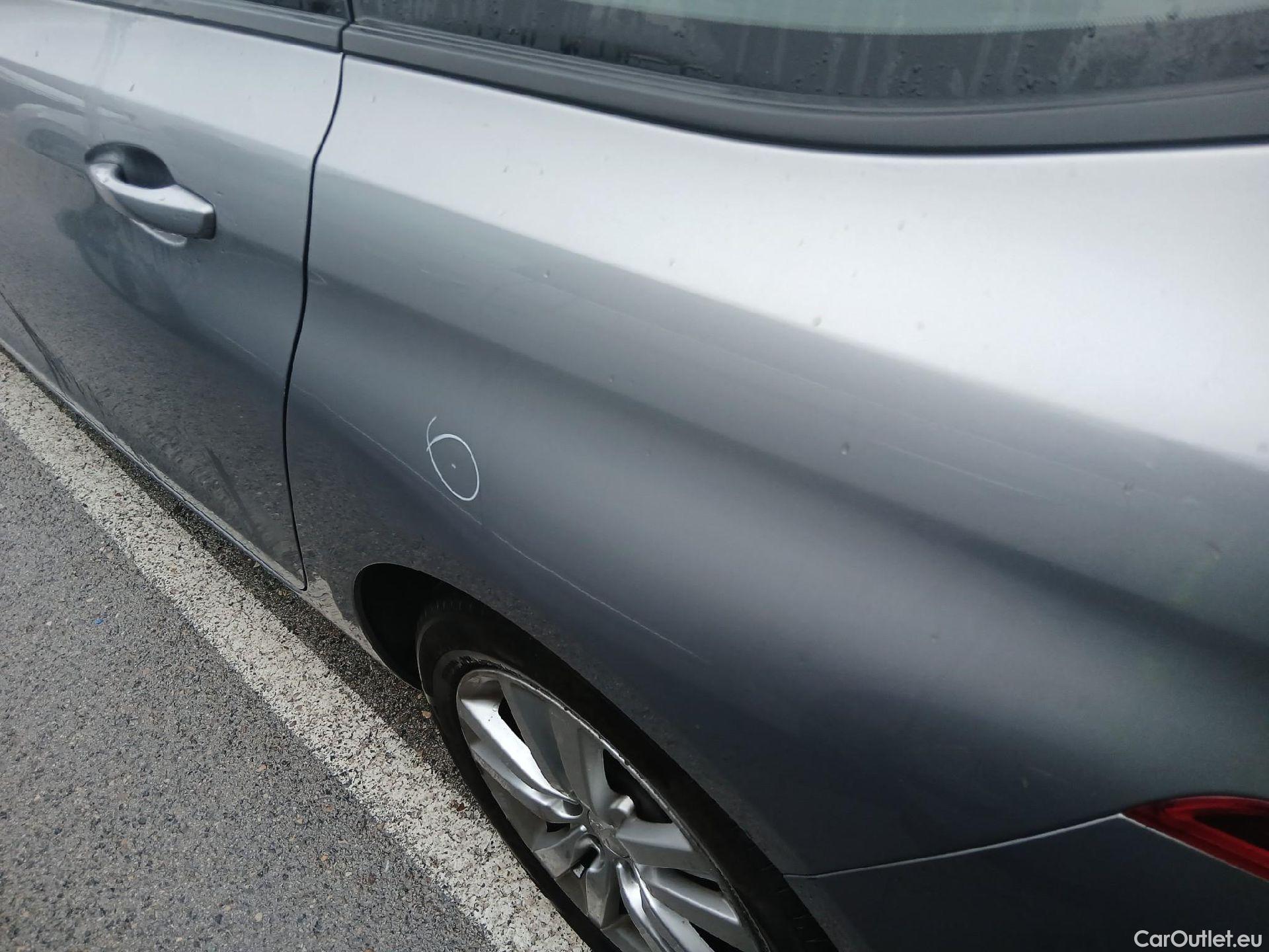  Peugeot  308 PEUGEOT  5P 2G FAMILIAR SW Business Line BlueHDi 73KW (100CV) #15