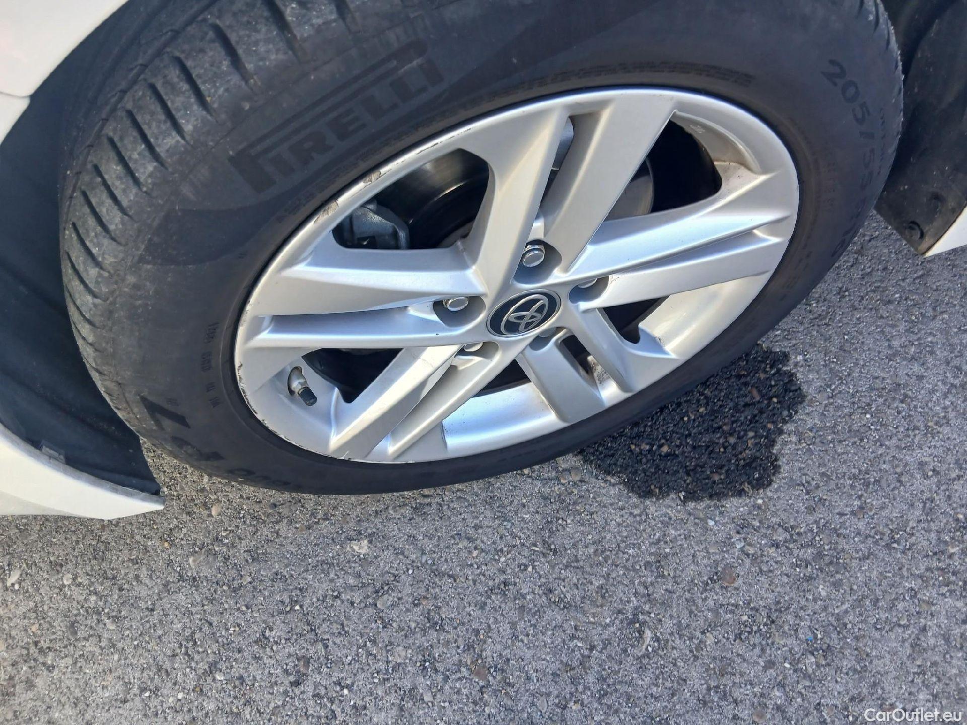  Toyota  Corolla TOYOTA  1.8 125H ACTIVE TECH E-CVT #11