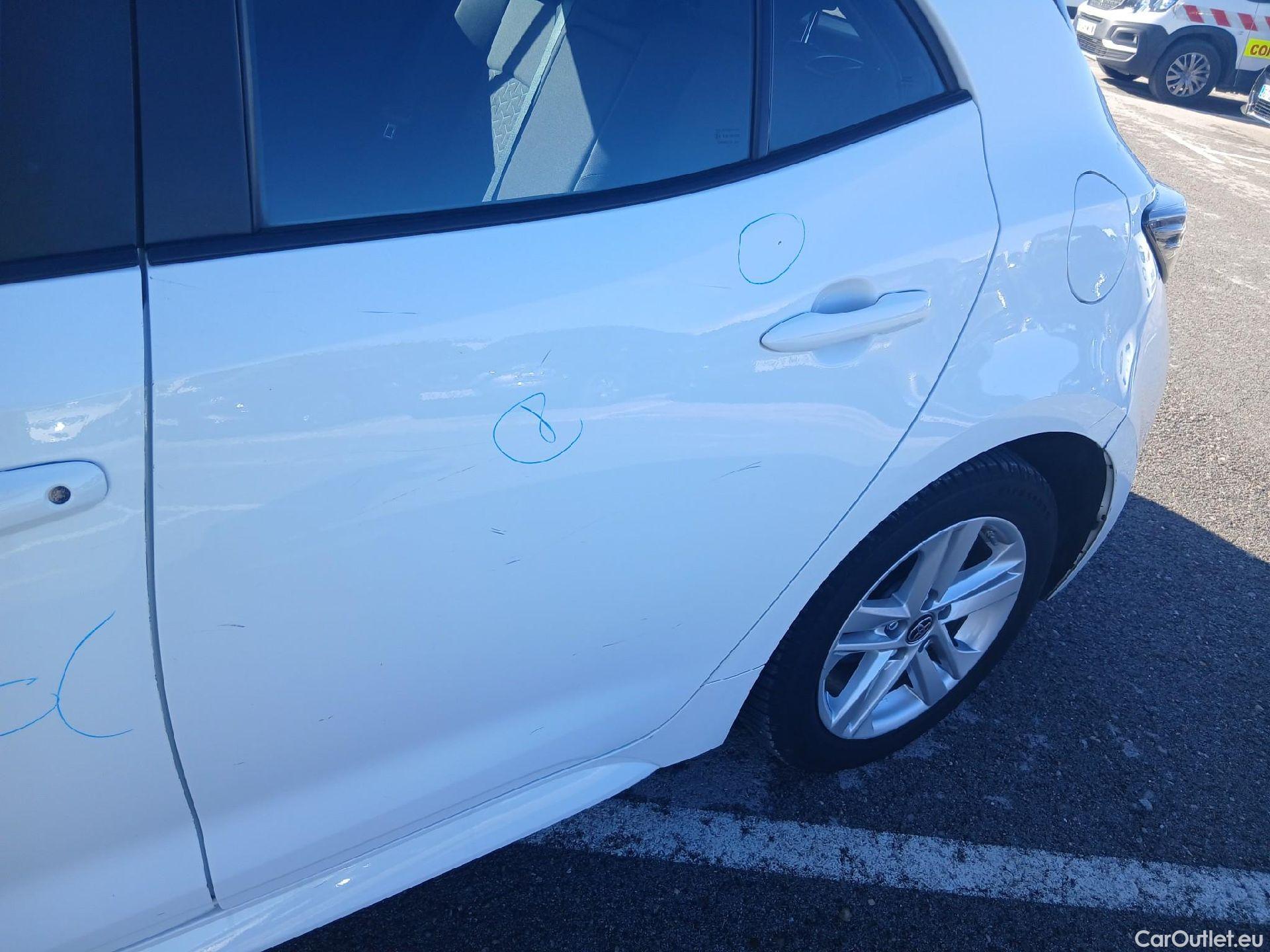  Toyota  Corolla TOYOTA  1.8 125H ACTIVE TECH E-CVT #17