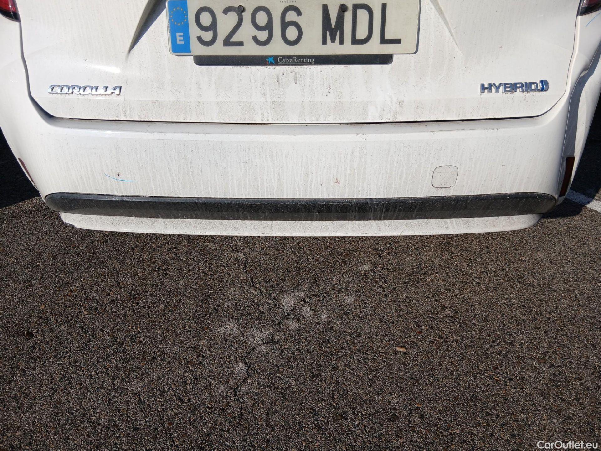  Toyota  Corolla TOYOTA  / 2019 / 5P / familiar 1.8 125H BUSINESS E-CVT TOU SPORT #17