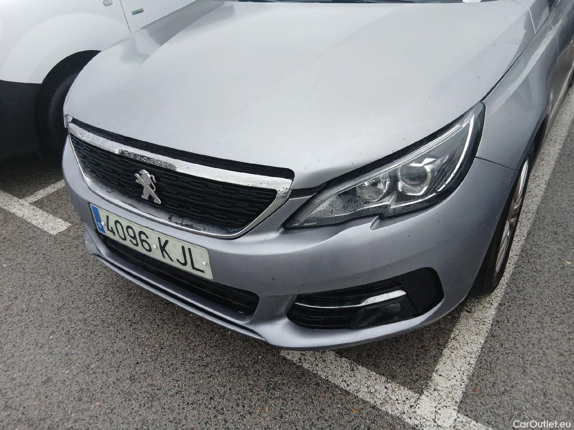  Peugeot  308 PEUGEOT  5P 2G FAMILIAR SW Business Line BlueHDi 73KW (100CV) #4