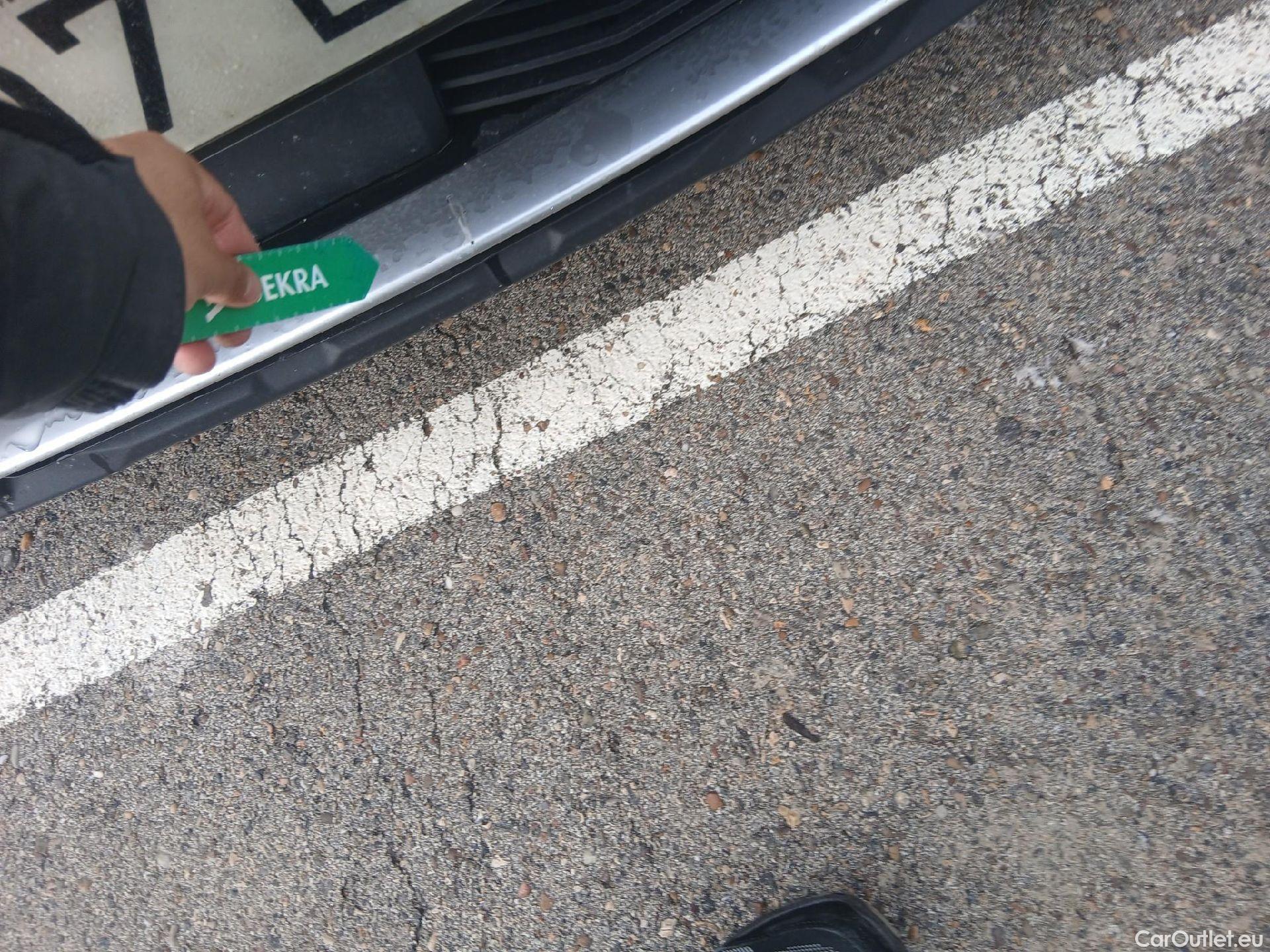  Peugeot  3008 PEUGEOT  / 2020 / 5P / todoterreno 1.5 BlueHDi 96kW (130CV) S&S Active Pack (AC3) #14