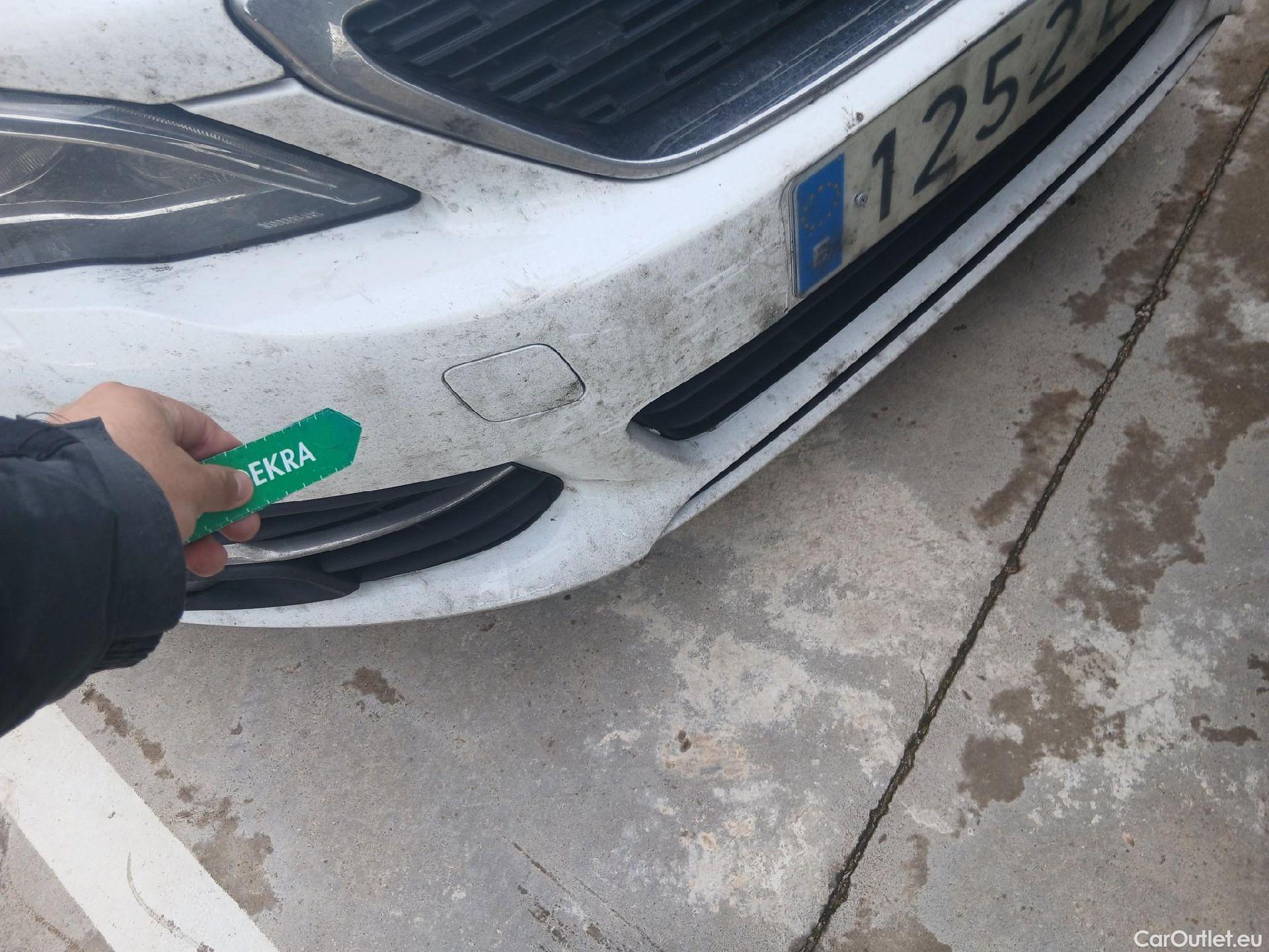  Peugeot  308 PEUGEOT  / 2017 / 5P / berlina con portón 5p Active Pack BlueHDi 130 S&S (AC) #5