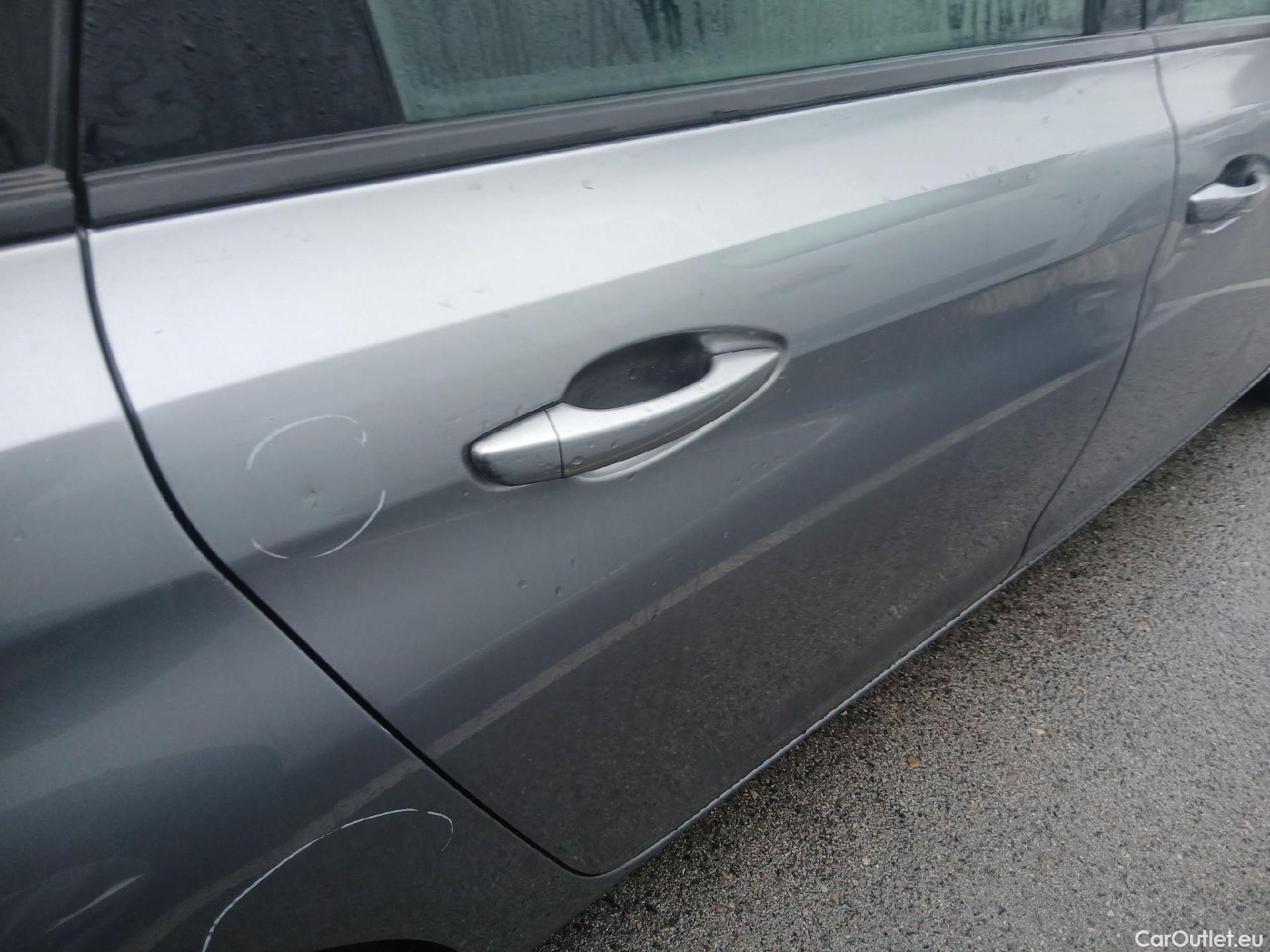  Peugeot  308 PEUGEOT  5P 2G FAMILIAR SW Business Line BlueHDi 73KW (100CV) #27