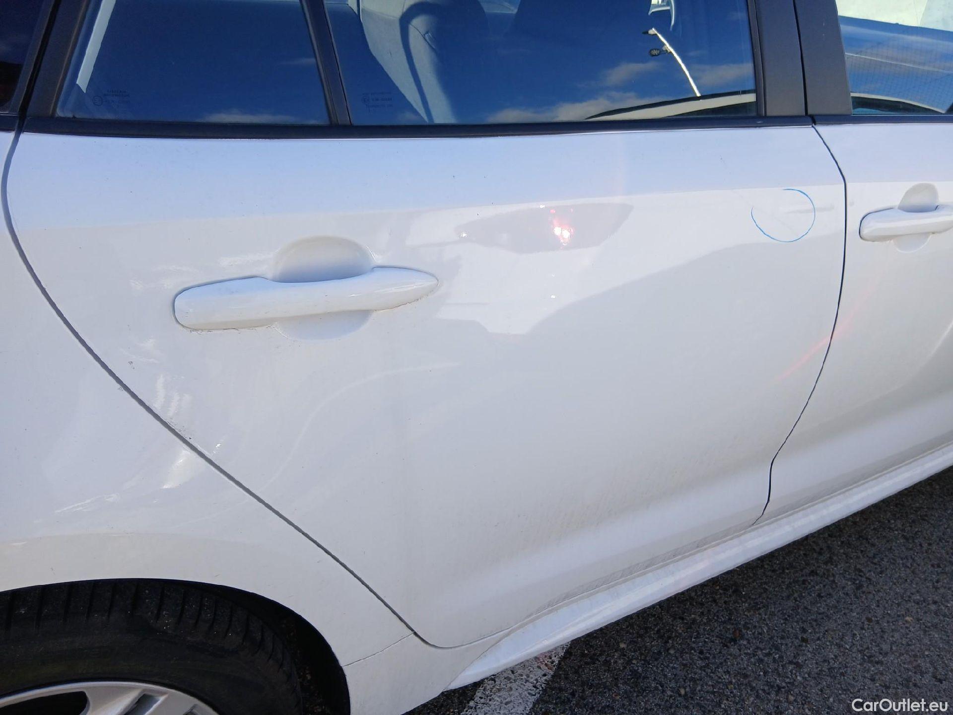  Toyota  Corolla TOYOTA  / 2019 / 5P / familiar 1.8 125H BUSINESS E-CVT TOU SPORT #24