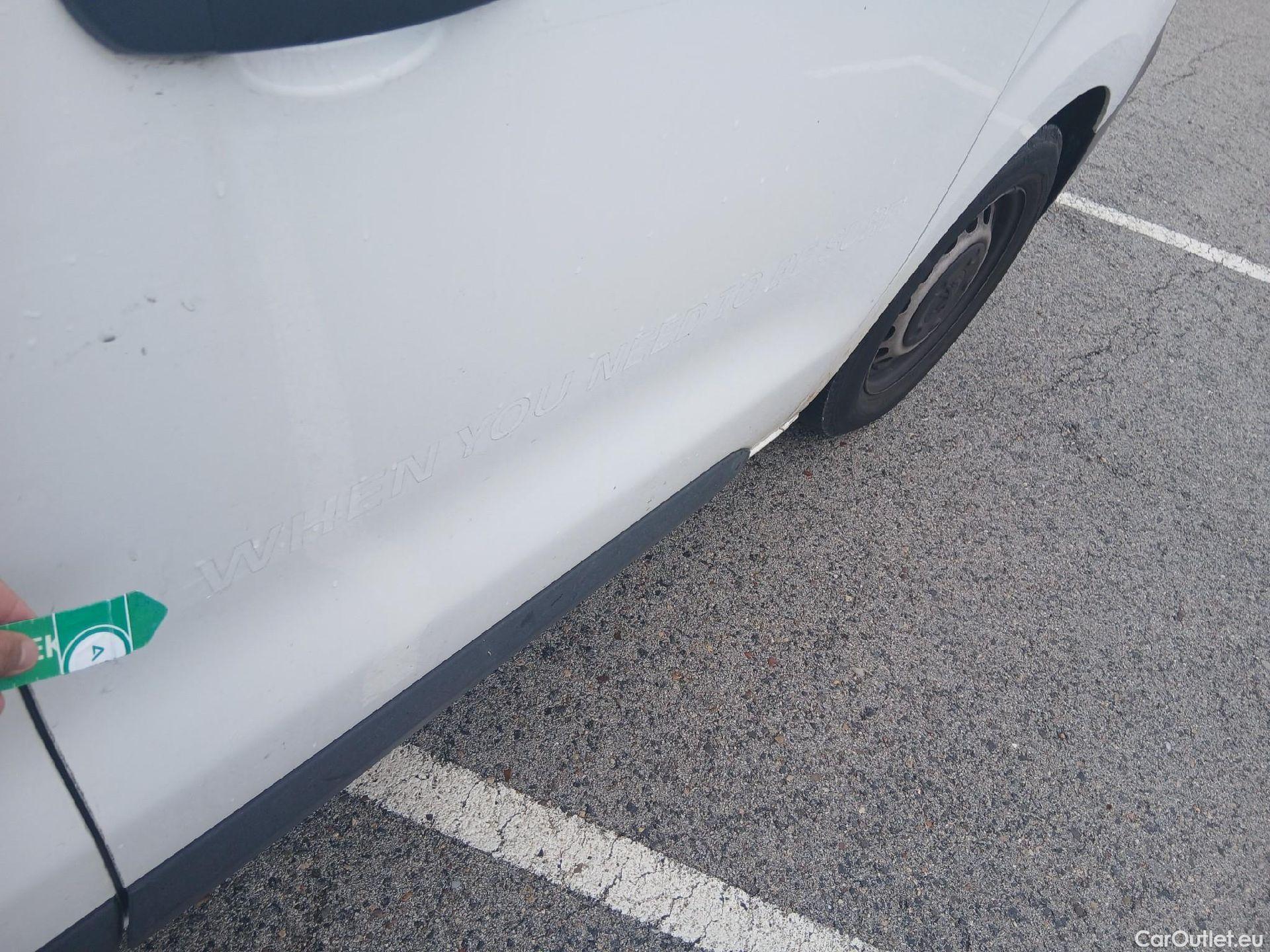  Peugeot  Expert PEUGEOT  / 2016 / 4P / furgón Furgón Premium 1.5 BlueHDi 120 Standard #30