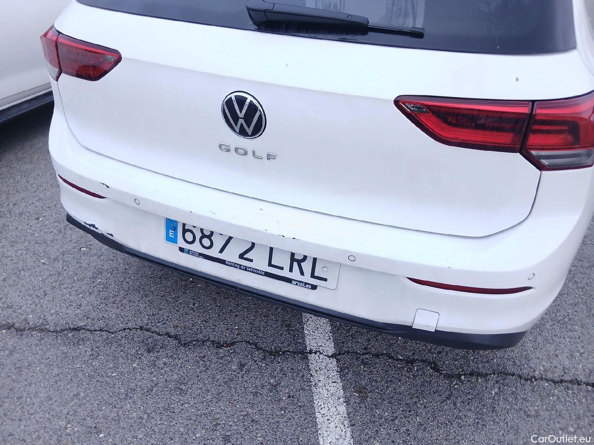  Volkswagen  Golf  VOLKSWAGEN / 2020 / 5P / berlina con portón Life 2.0 TDI 85kW (115CV) #21