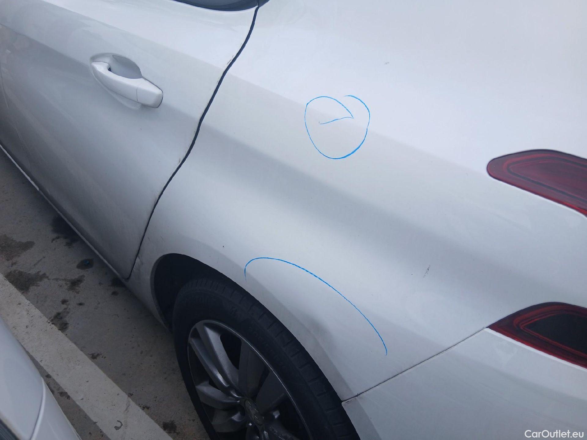  Peugeot  308 PEUGEOT  / 2017 / 5P / berlina con portón 5p Active Pack BlueHDi 130 S&S (AC) #16