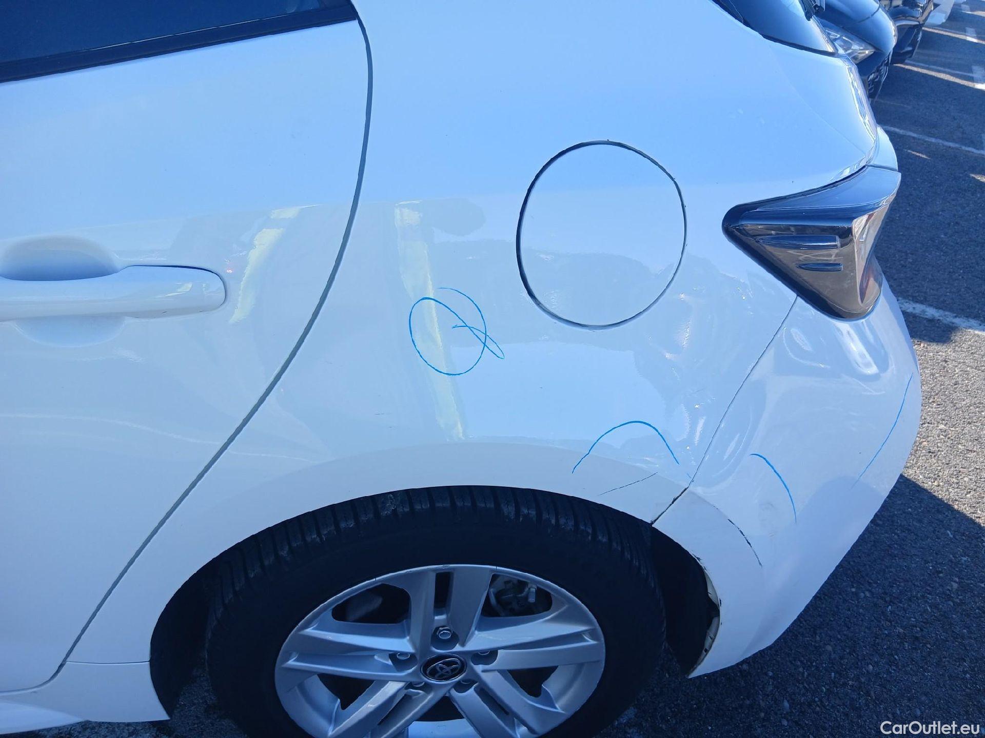  Toyota  Corolla TOYOTA  1.8 125H ACTIVE TECH E-CVT #19