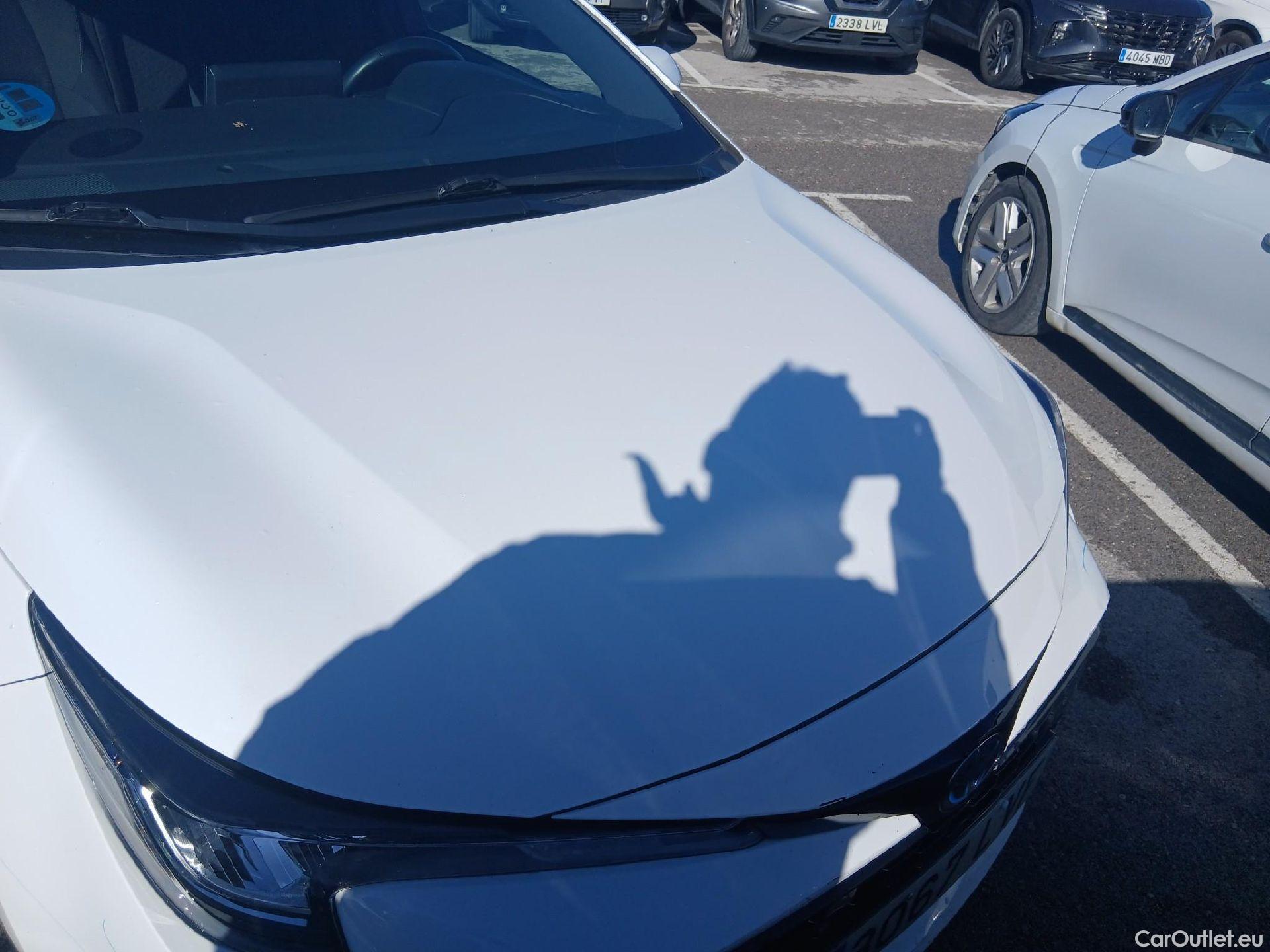  Toyota  Corolla TOYOTA  1.8 125H ACTIVE TECH E-CVT #9