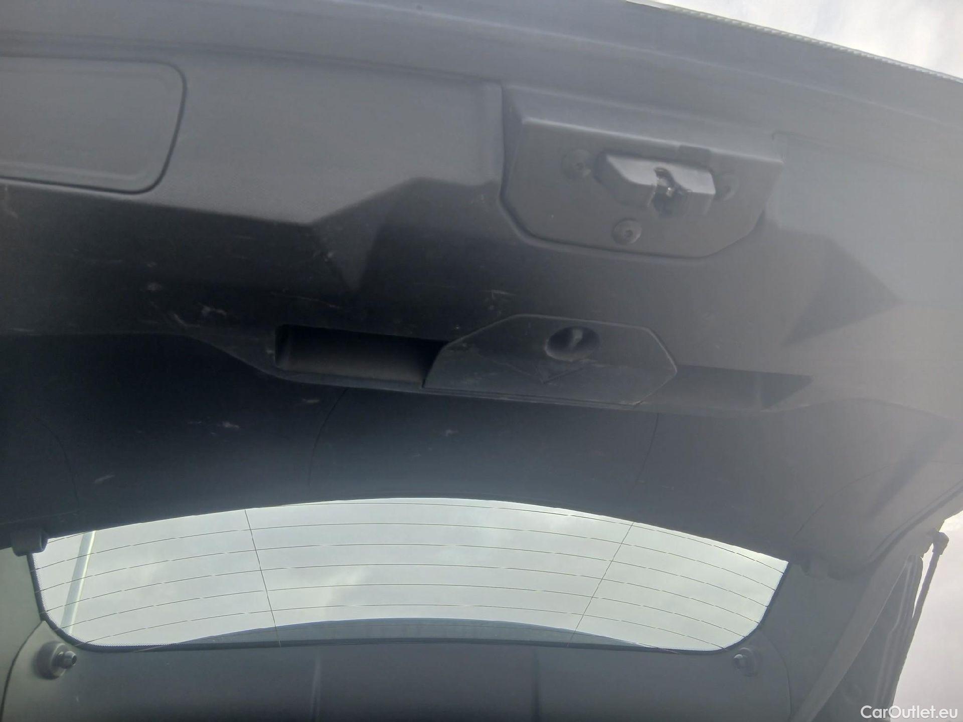  Peugeot  3008 PEUGEOT  / 2020 / 5P / todoterreno 1.5 BlueHDi 96kW (130CV) S&S Active Pack (AC3) #2