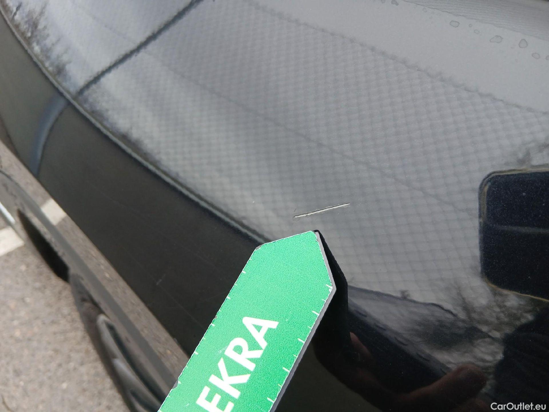  Volkswagen  Tiguan VOLKSWAGEN  / 2020 / 5P / todoterreno Life 2.0 TDI 110kW (150CV) DSG (AC2) #18