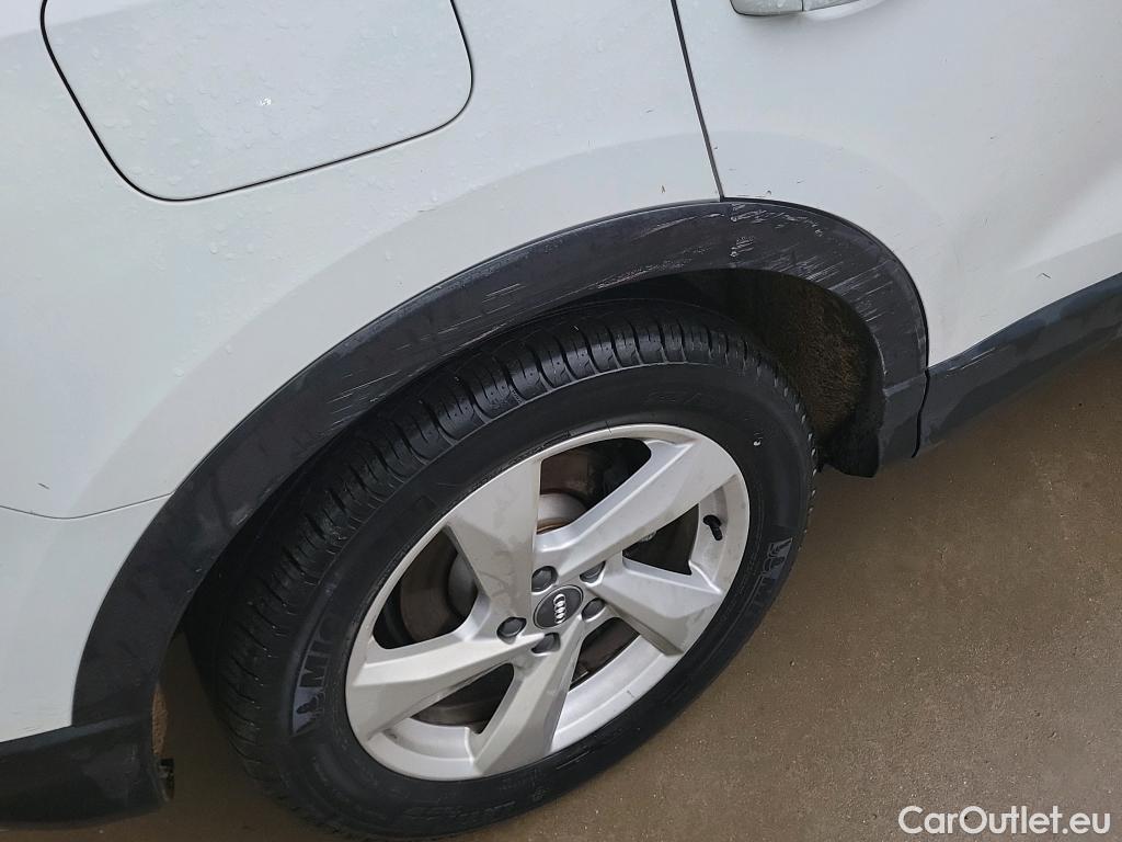  Audi  Q3 AUDI  / 2018 / 5P / todoterreno Advanced 35 TDI 110kW (150CV) S tronic (AC2) #13