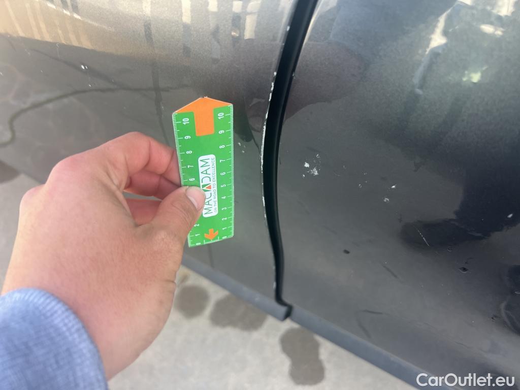  Bmw  X1 BMW  sDrive18i #4