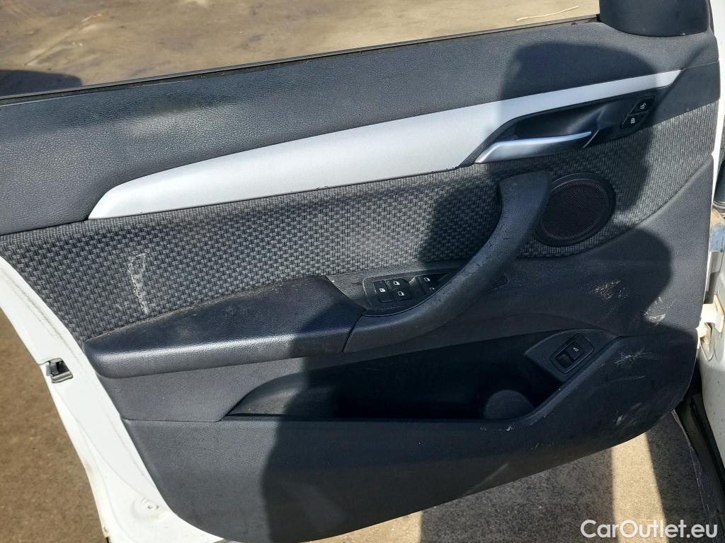  Bmw  X1 BMW  / 2015 / 5P / todoterreno sDrive18d #3