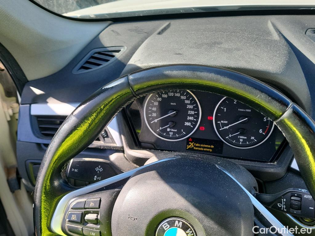  Bmw  X1 BMW  / 2015 / 5P / todoterreno sDrive18d #22