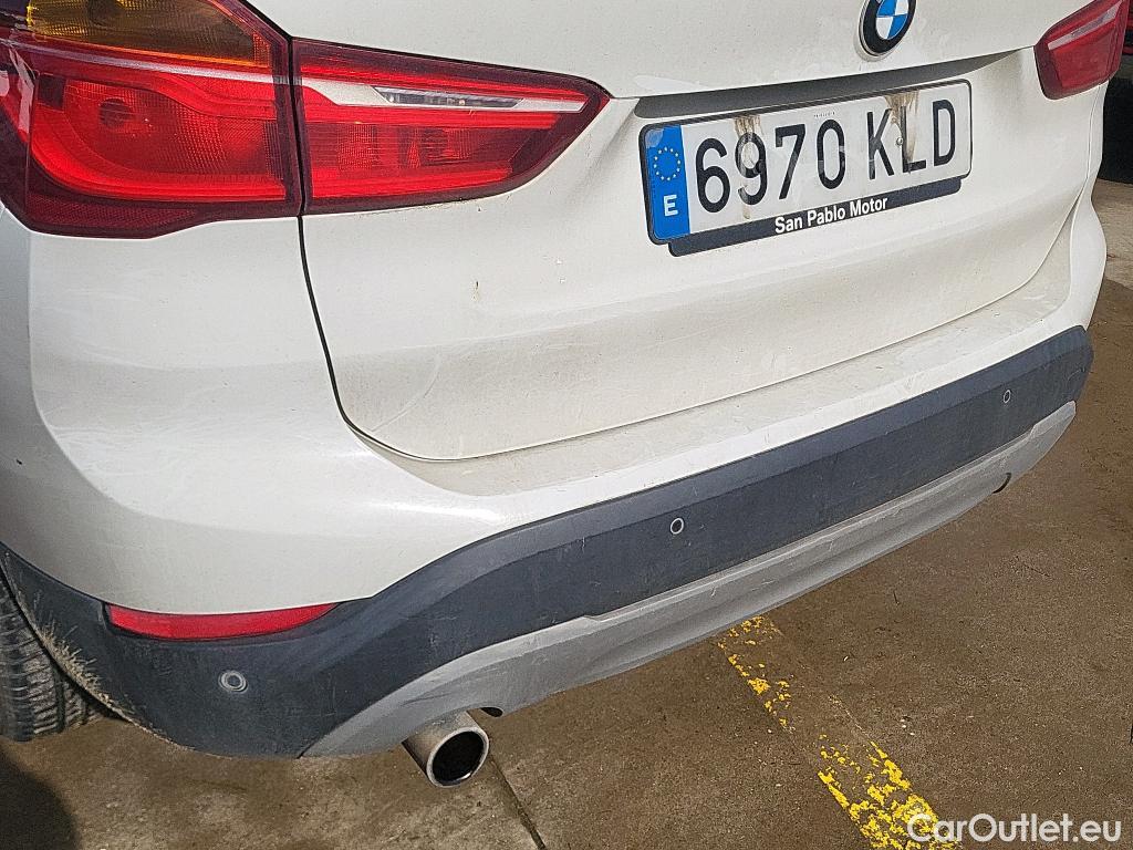  Bmw  X1 BMW  / 2015 / 5P / todoterreno sDrive18d #37