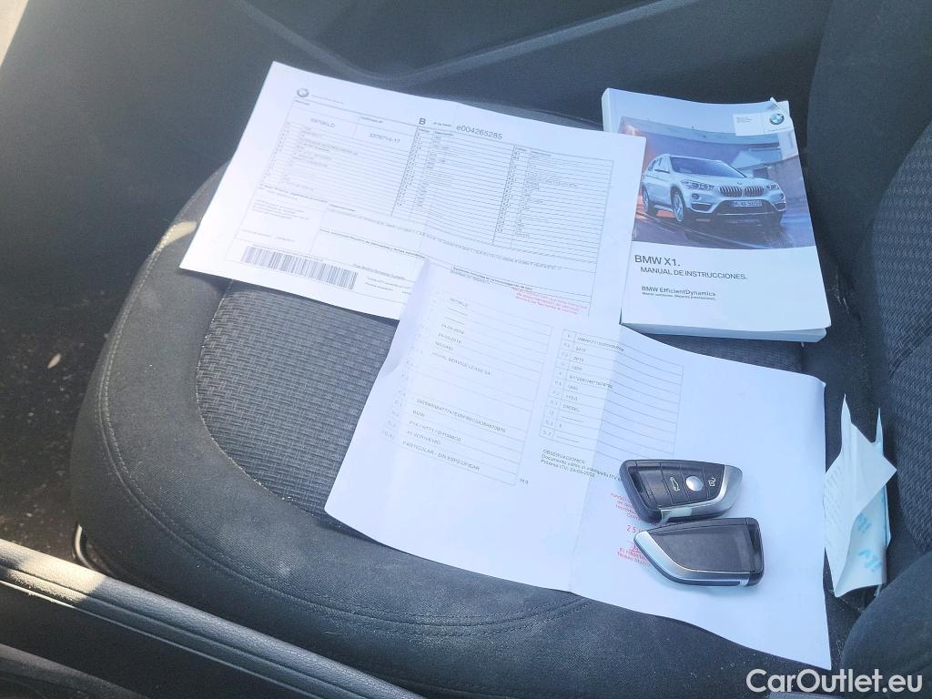  Bmw  X1 BMW  / 2015 / 5P / todoterreno sDrive18d #19