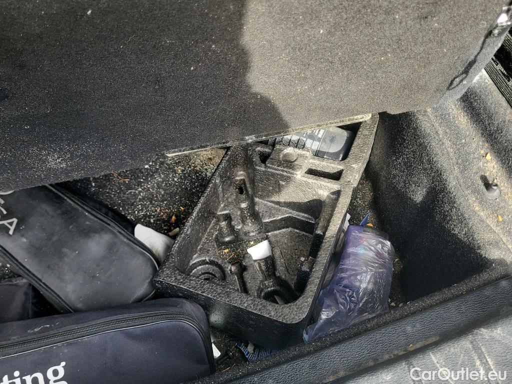  Bmw  X1 BMW  / 2015 / 5P / todoterreno sDrive18d #6