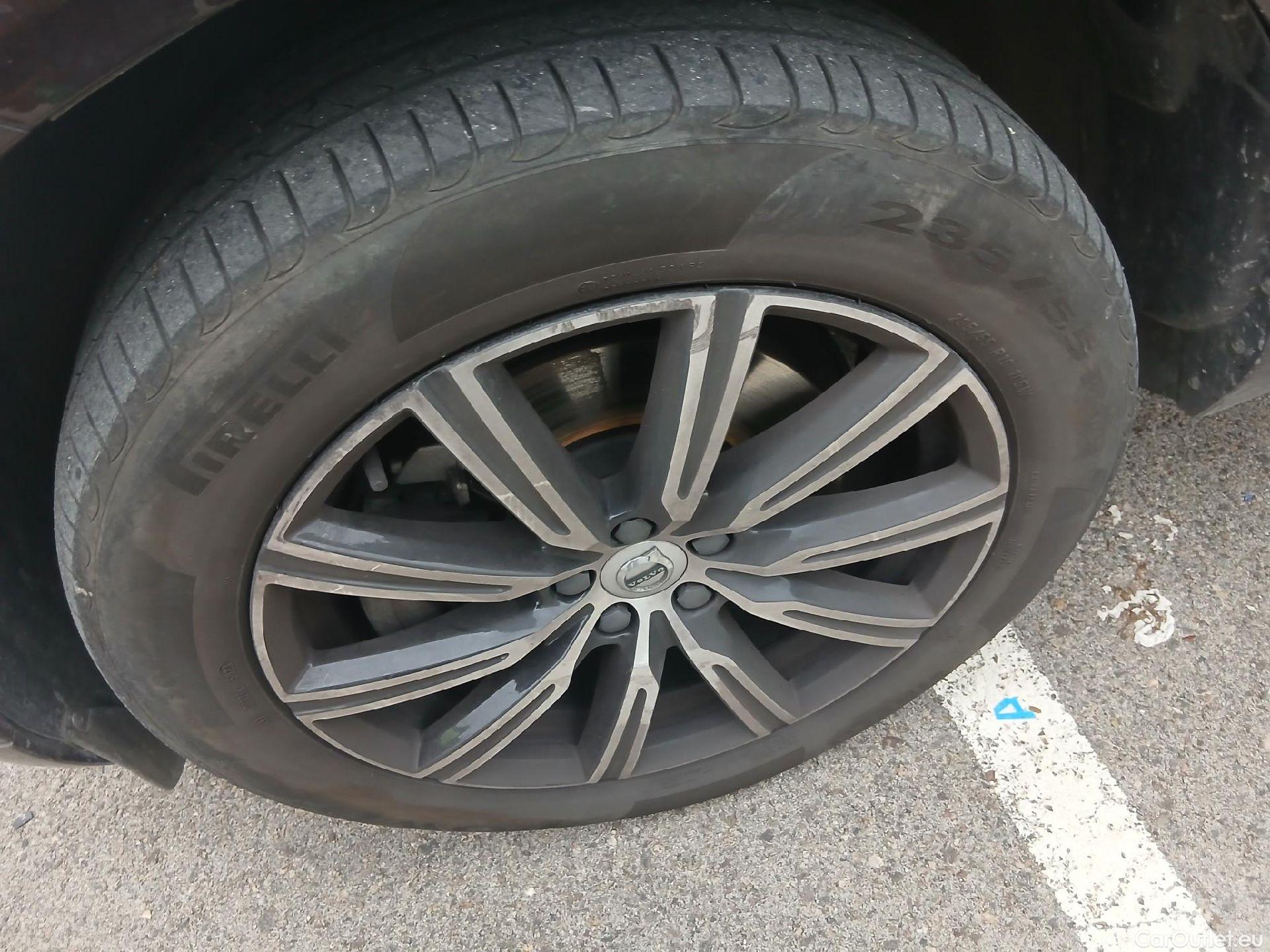  Volvo  XC60 VOLVO  / 2017 / 5P / todoterreno 2.0 T6 AWD Recharge Inscription Auto #15