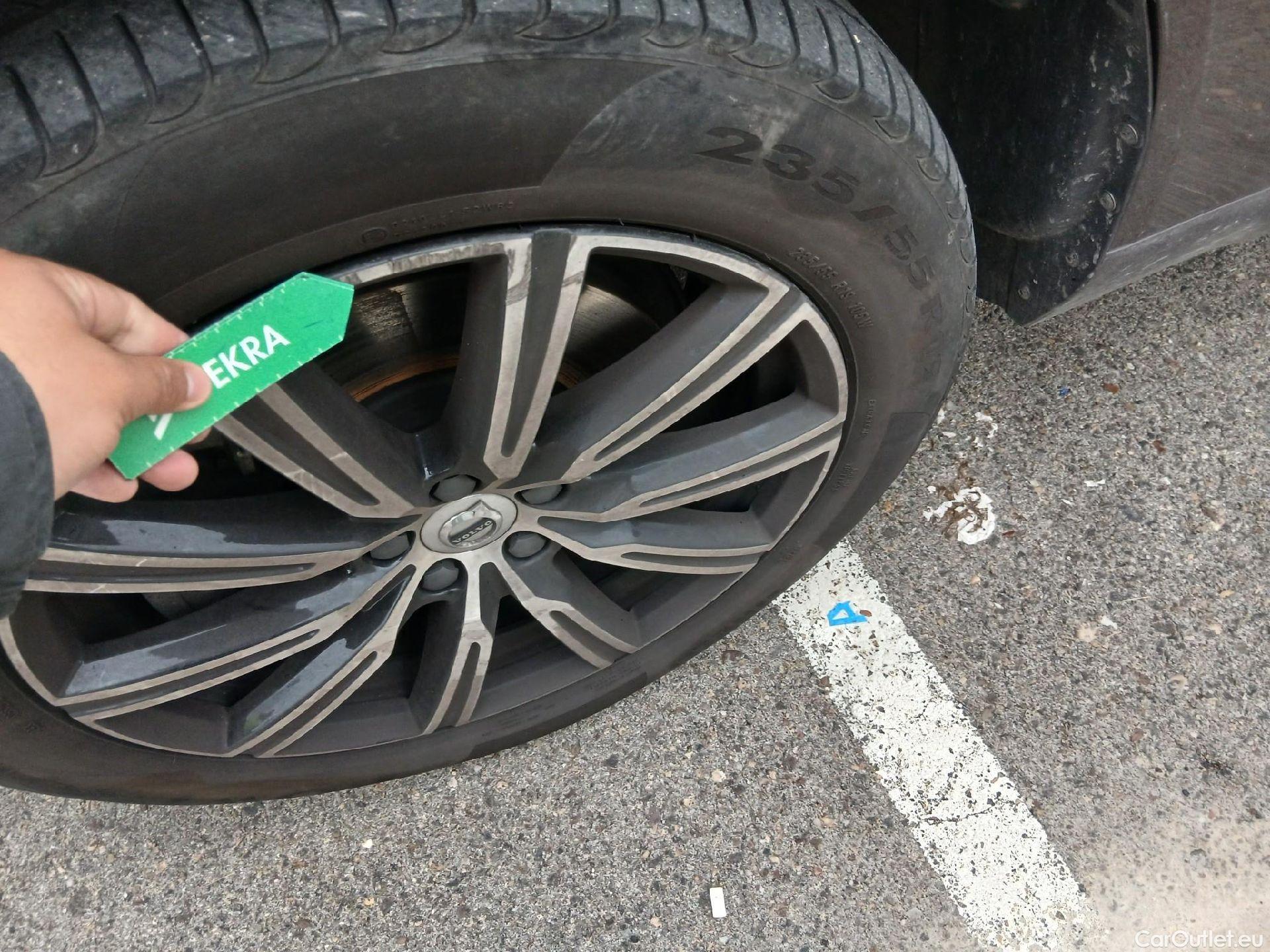  Volvo  XC60 VOLVO  / 2017 / 5P / todoterreno 2.0 T6 AWD Recharge Inscription Auto #14