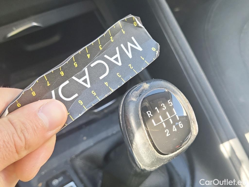  Bmw  X1 BMW  / 2015 / 5P / todoterreno sDrive18d #21