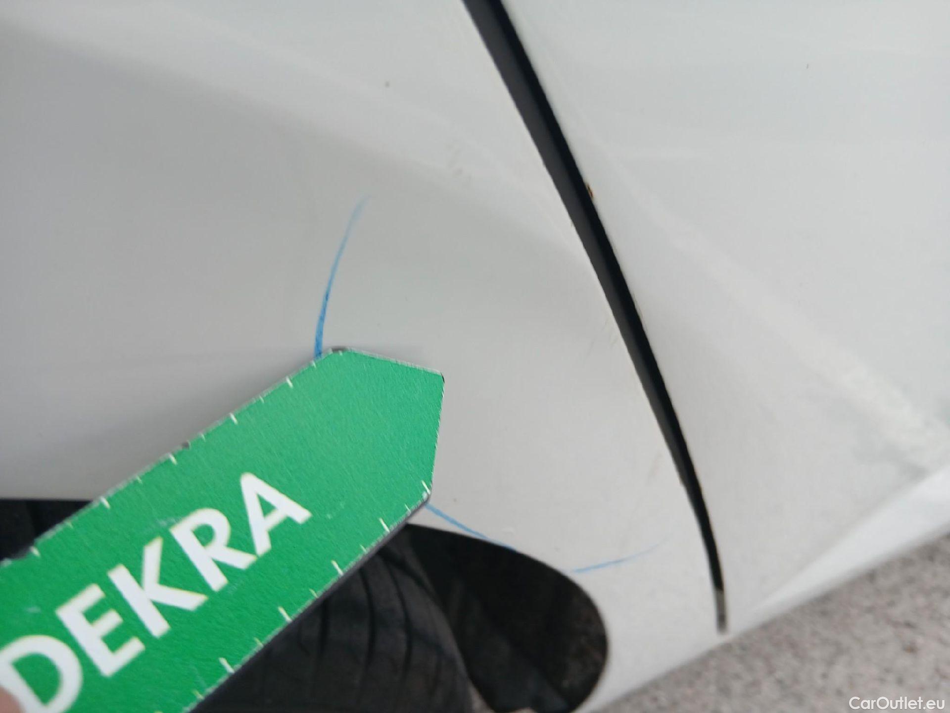  Volkswagen  Polo VOLKSWAGEN  / 2017 / 5P / berlina con portón Advance 1.0 TSI 70kW (95CV) #24