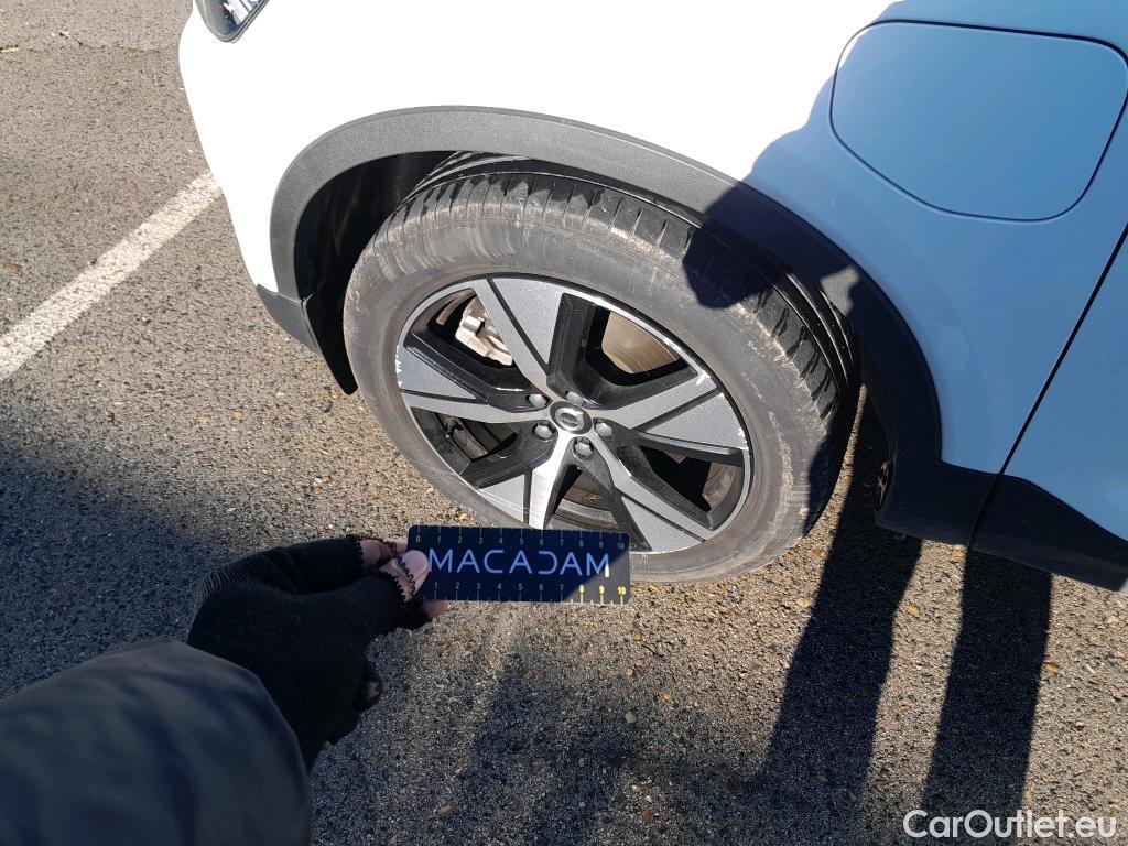  Volvo  XC 40 VOLVO XC40 / 2017 / 5P / todoterreno 1.5 T4 Twin Recharge R-Design Auto #1