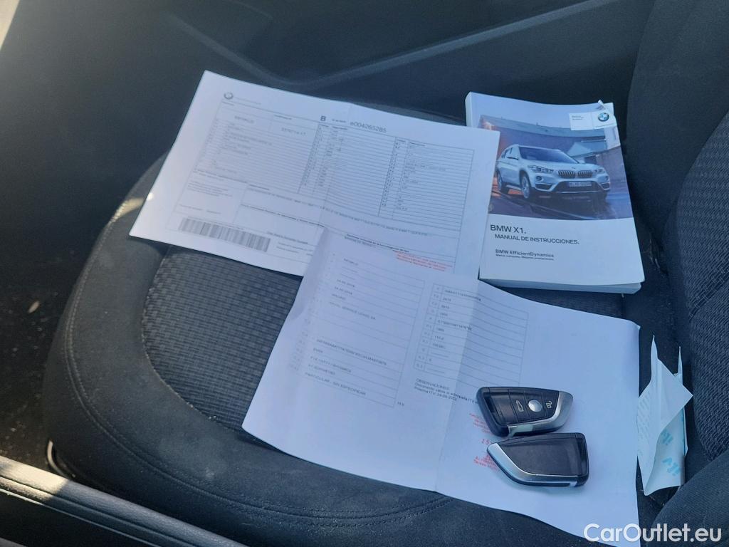  Bmw  X1 BMW  / 2015 / 5P / todoterreno sDrive18d #18