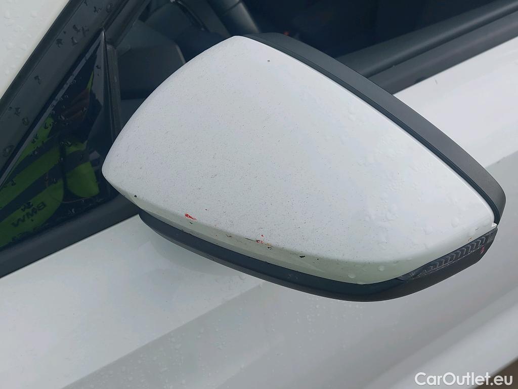  Audi  A3 AUDI  / 2020 / 5P / berlina con portón Sportback Advanced 30 TFSI 81kW Stron MildHybrid #24