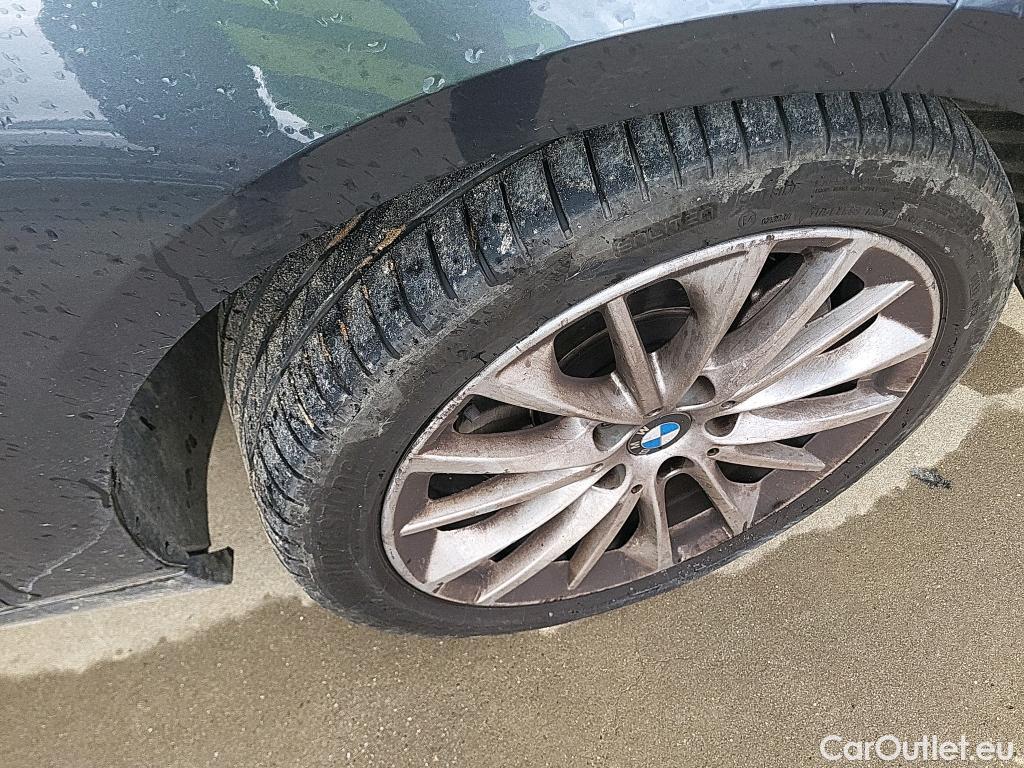  Bmw  Serie 1 BMW  / 2019 / 5P / berlina con portón 118i #3