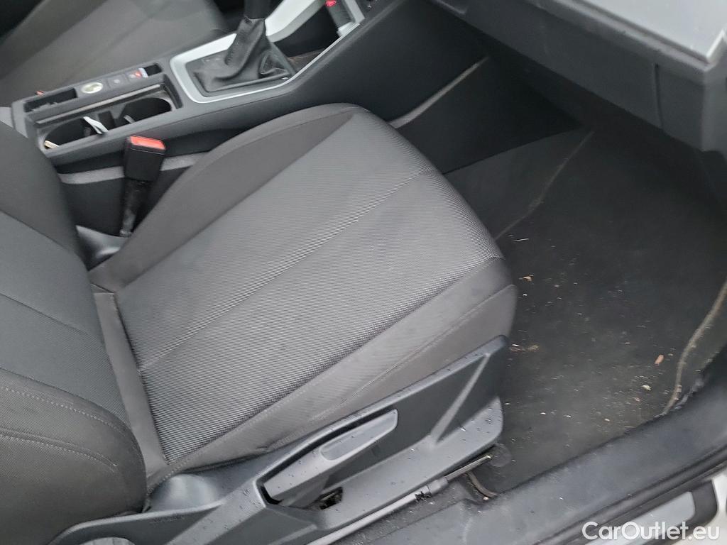  Audi  Q3 AUDI  / 2018 / 5P / todoterreno Advanced 35 TDI 110kW (150CV) S tronic (AC2) #19