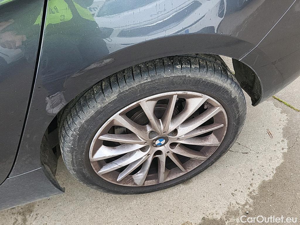  Bmw  Serie 1 BMW  / 2019 / 5P / berlina con portón 118i #11