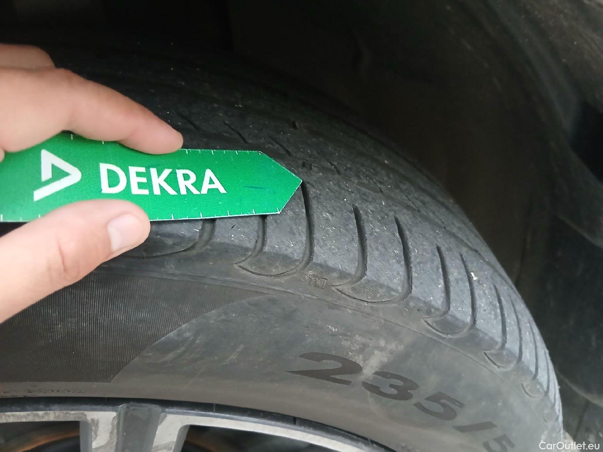  Volvo  XC60 VOLVO  / 2017 / 5P / todoterreno 2.0 T6 AWD Recharge Inscription Auto #17