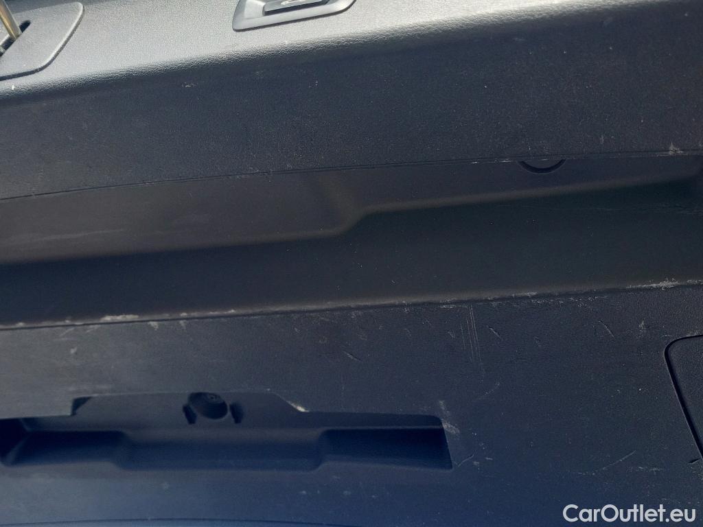  Bmw  X1 BMW  / 2015 / 5P / todoterreno sDrive18d #16