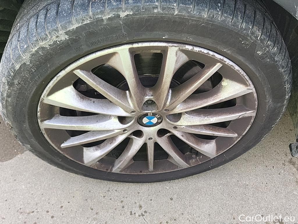  Bmw  Serie 1 BMW  / 2019 / 5P / berlina con portón 118i #9