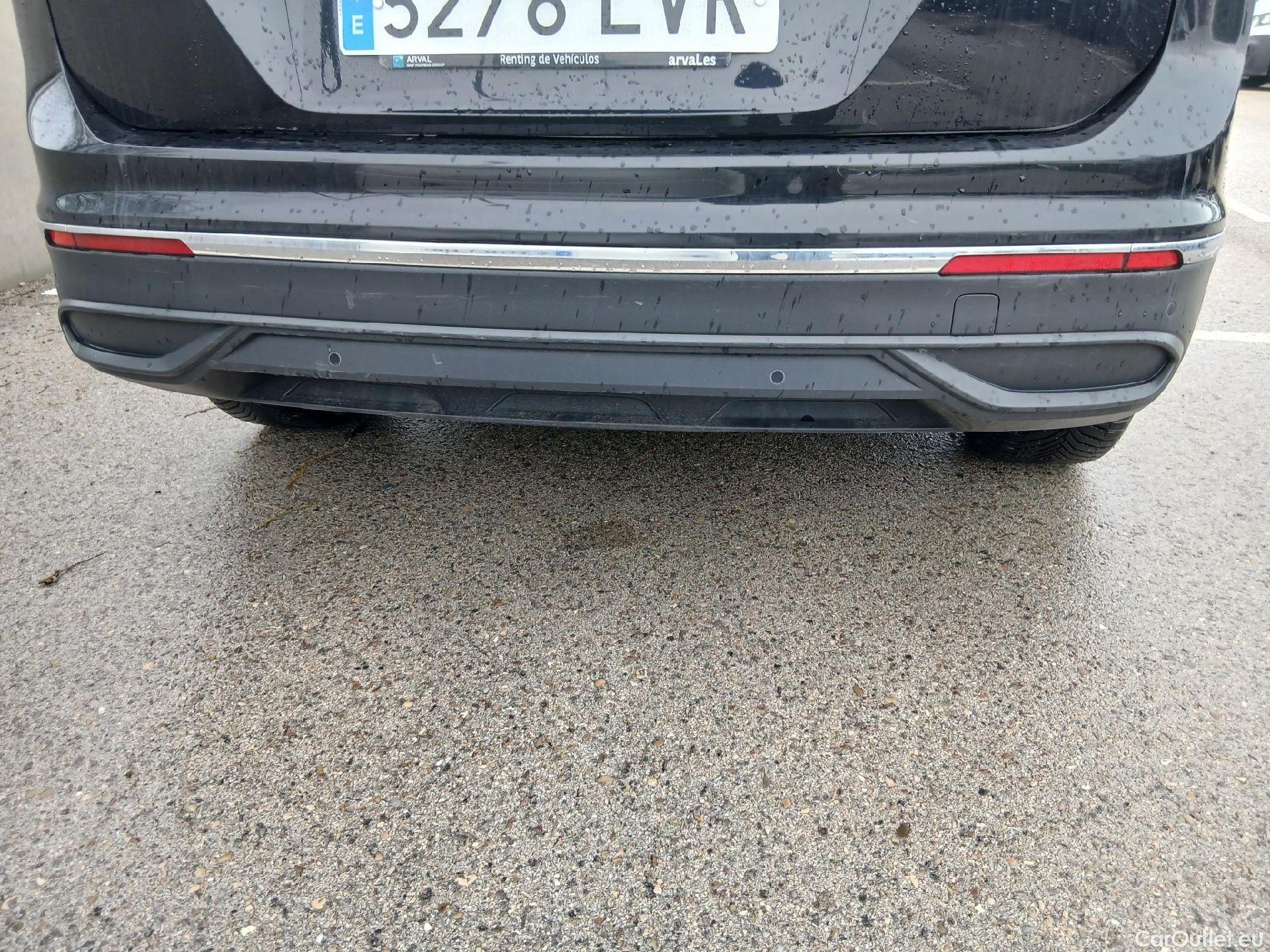  Volkswagen  Tiguan VOLKSWAGEN  / 2020 / 5P / todoterreno Life 2.0 TDI 110kW (150CV) DSG (AC2) #23