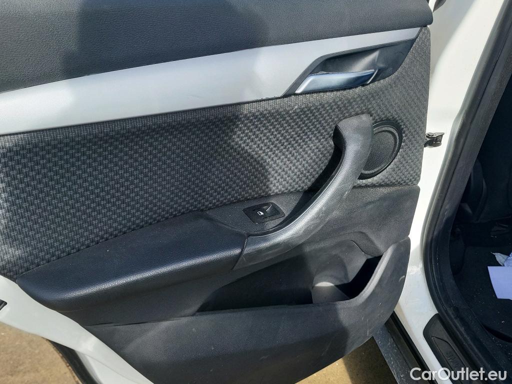  Bmw  X1 BMW  / 2015 / 5P / todoterreno sDrive18d #47