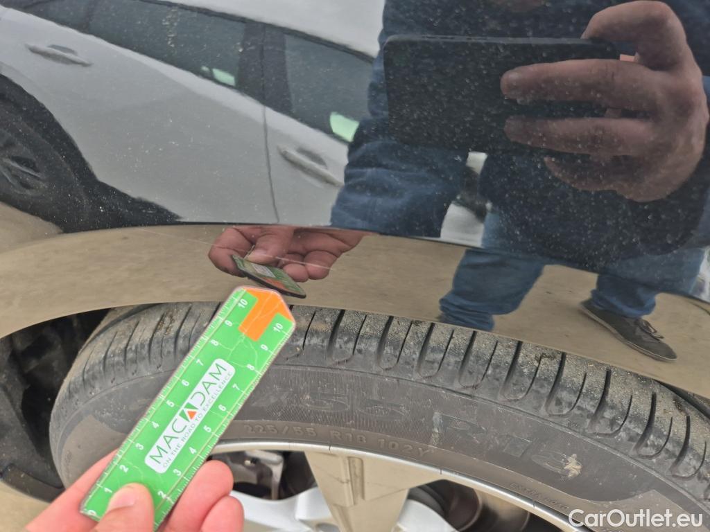  Audi  A6 AUDI  / 2018 / 4P / sedán Sport 45 TFSI quattro-ultra #13