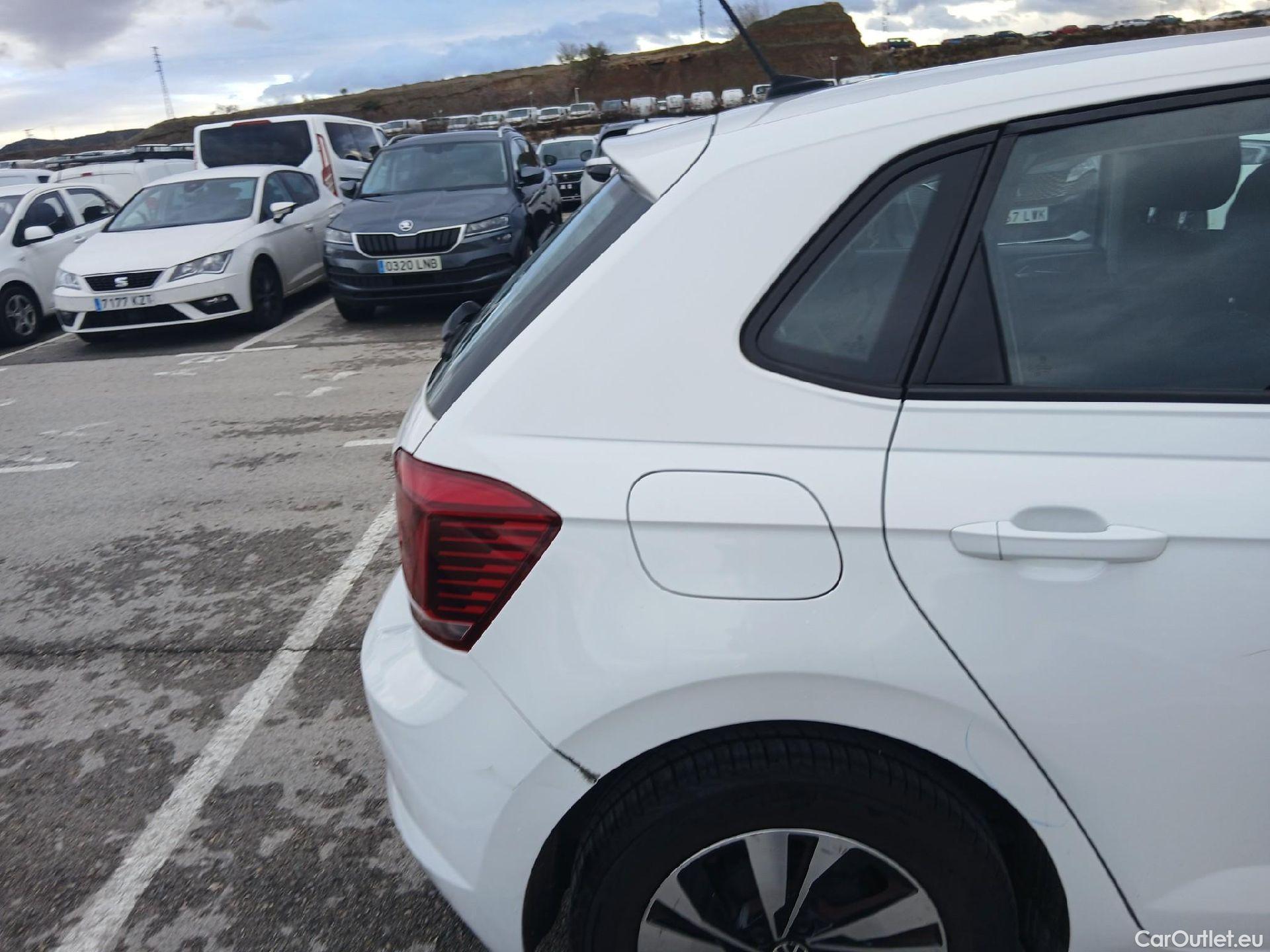  Volkswagen  Polo VOLKSWAGEN  / 2017 / 5P / berlina con portón Advance 1.0 TSI 70kW (95CV) #23