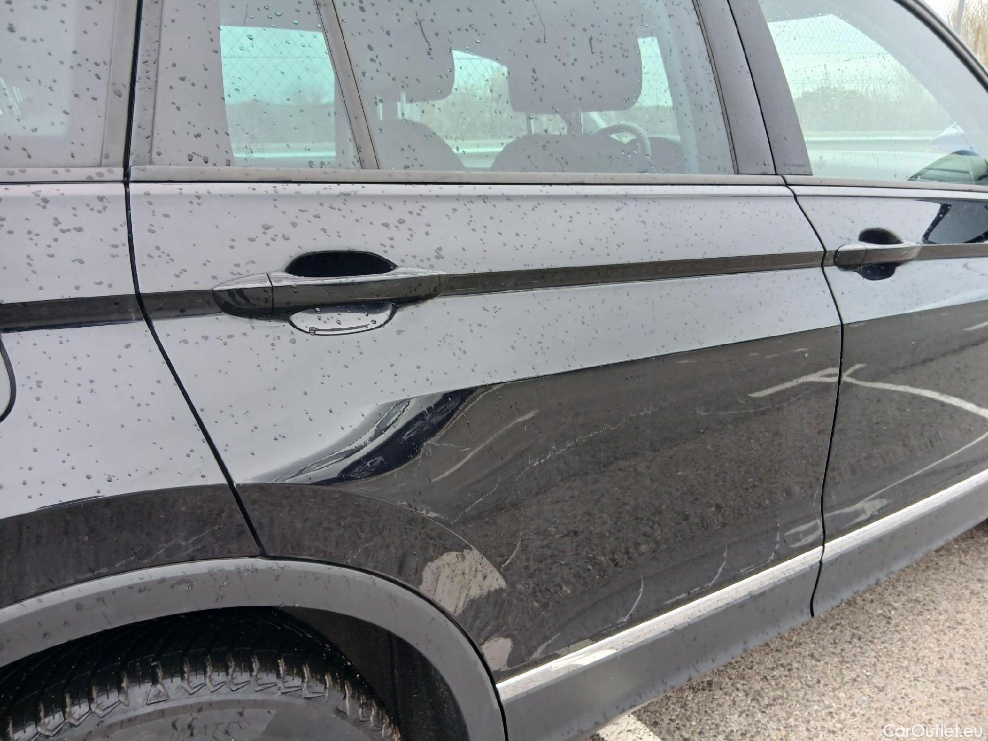  Volkswagen  Tiguan VOLKSWAGEN  / 2020 / 5P / todoterreno Life 2.0 TDI 110kW (150CV) DSG (AC2) #29